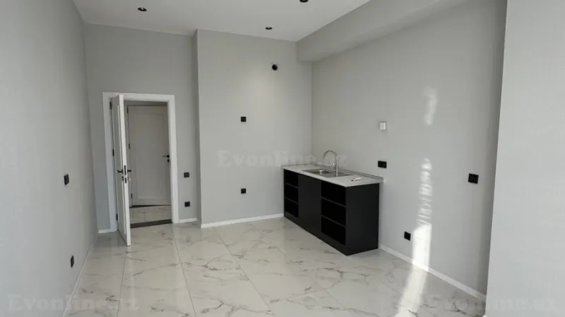 Satılır 4 otaqlı Mənzil Yeni tikili 172 m² Koroğlu m. - şəkil 12
