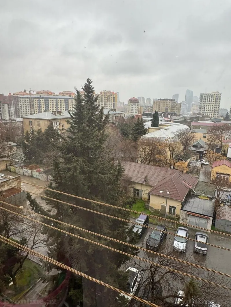 Satılır 3 otaqlı Mənzil Köhnə tikili 102 m² 28 May m. - şəkil 21