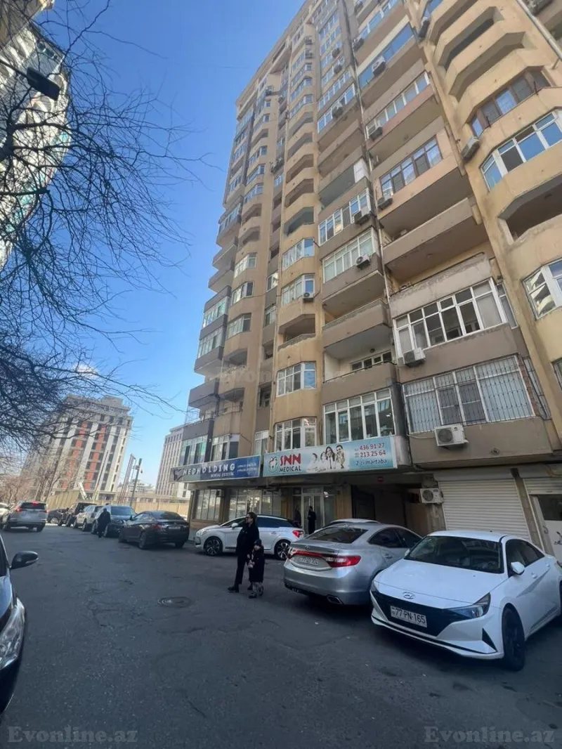 Satılır 4 otaqlı Mənzil Yeni tikili 191 m² Nizami m. - şəkil 8