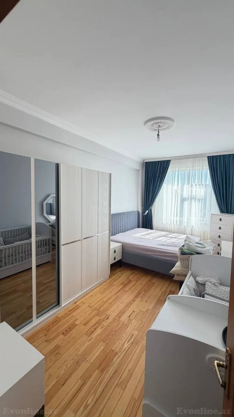 2 otaqlı Mənzil 86 m² 9-cu mikrorayon Satılır