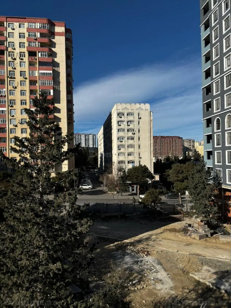 2 otaqlı Mənzil 53 m² 5-ci mikrorayon Satılır