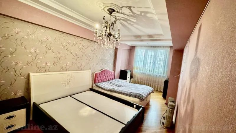 Satılır 3 otaqlı Mənzil Köhnə tikili 100 m² Gənclik m. - şəkil 2