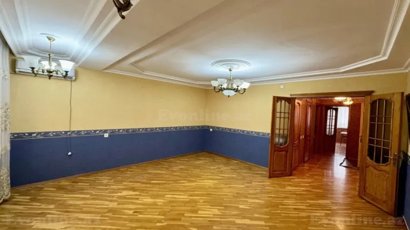 Satılır 3 otaqlı Mənzil Köhnə tikili 100 m² Gənclik m. - şəkil 3