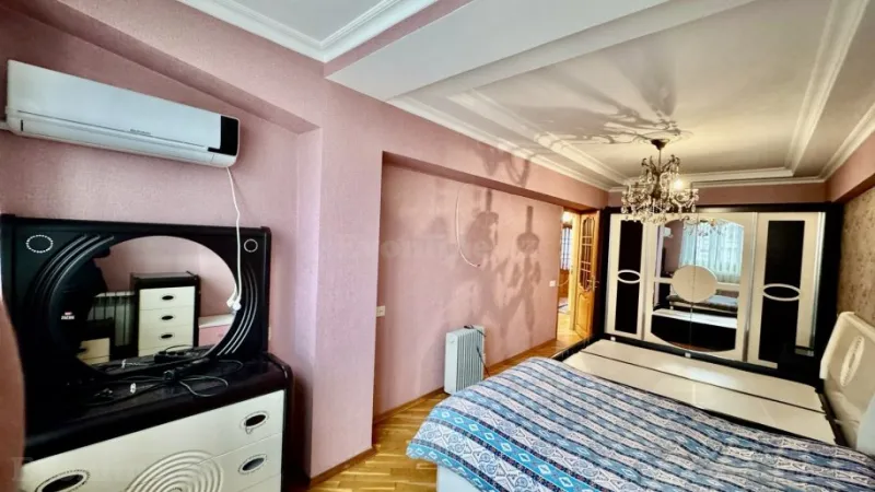 Satılır 3 otaqlı Mənzil Köhnə tikili 100 m² Gənclik m. - şəkil 5