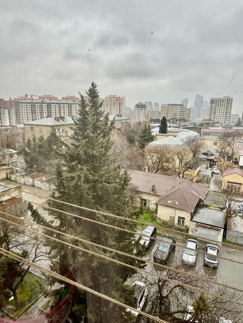 Satılır 3 otaqlı Mənzil Köhnə tikili 100 m² Gənclik m. - şəkil 18