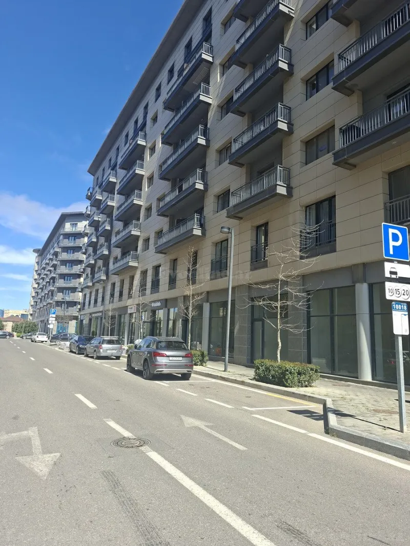 Satılır 4 otaqlı Mənzil Yeni tikili 150 m² Xətai r.