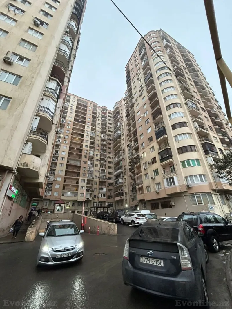 3 otaqlı Mənzil 93 m² Yeni Yasamal Satılır