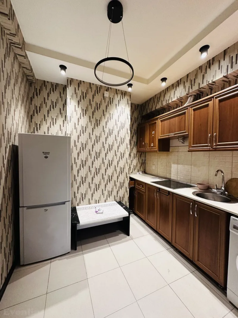 Kirayə verilir 2 otaqlı Mənzil Yeni tikili 70 m² Koroğlu m. - şəkil 5