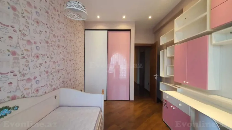 Kirayə verilir 4 otaqlı Mənzil Yeni tikili 192 m² 28 May m. - şəkil 4