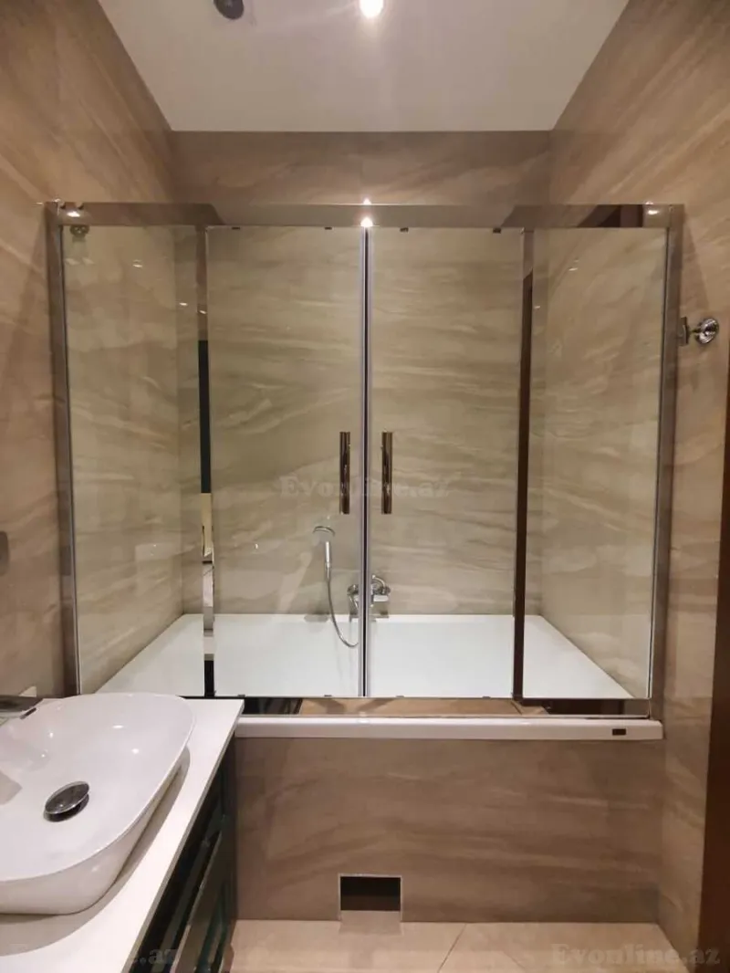 Kirayə verilir 4 otaqlı Mənzil Yeni tikili 192 m² 28 May m. - şəkil 7