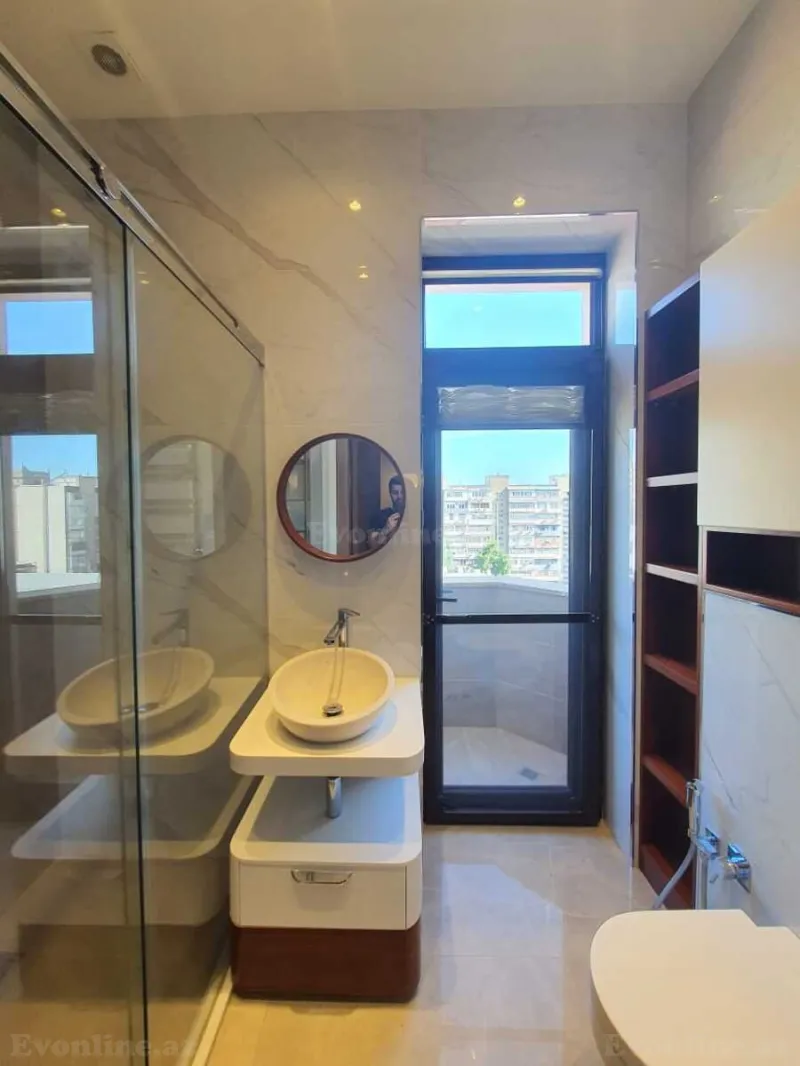 Kirayə verilir 4 otaqlı Mənzil Yeni tikili 192 m² 28 May m. - şəkil 15