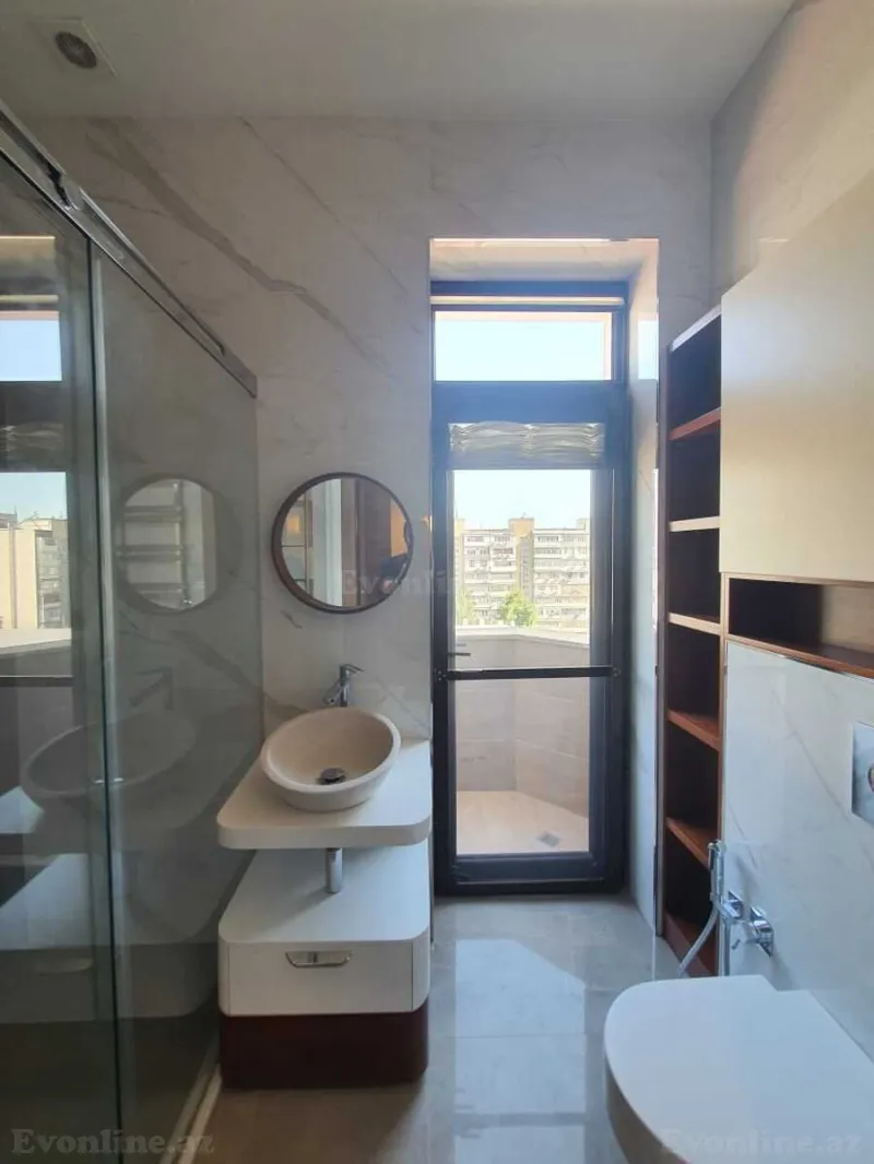 Kirayə verilir 4 otaqlı Mənzil Yeni tikili 192 m² 28 May m. - şəkil 17