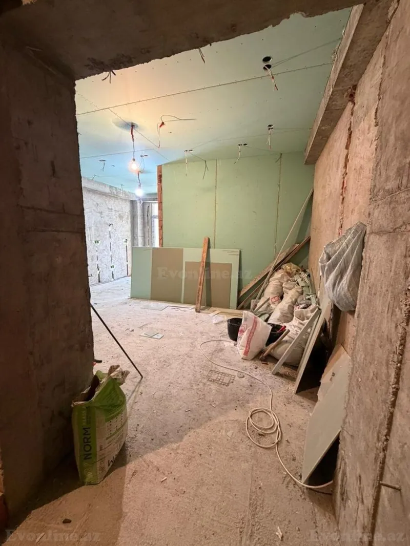 Satılır 1 otaqlı Mənzil Yeni tikili 55 m² Xırdalan - şəkil 2