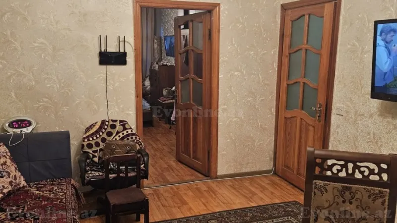 Satılır 2 otaqlı Mənzil Köhnə tikili 55 m² 1-ci mikrorayon