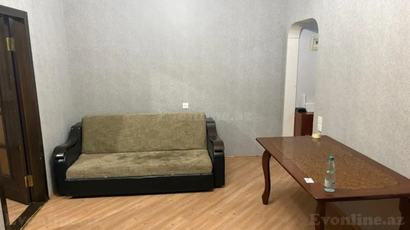 Kirayə verilir 2 otaqlı Mənzil Köhnə tikili 65 m² Sabunçu r. - şəkil 2