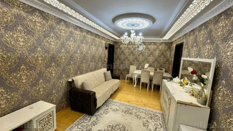 Satılır 3 otaqlı Mənzil Köhnə tikili 60 m² Xalqlar Dostluğu m. - şəkil 2