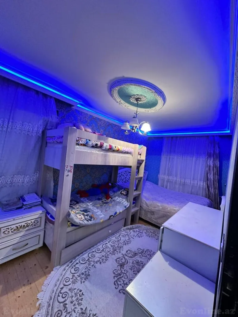 Satılır 3 otaqlı Mənzil Köhnə tikili 60 m² Xalqlar Dostluğu m. - şəkil 4