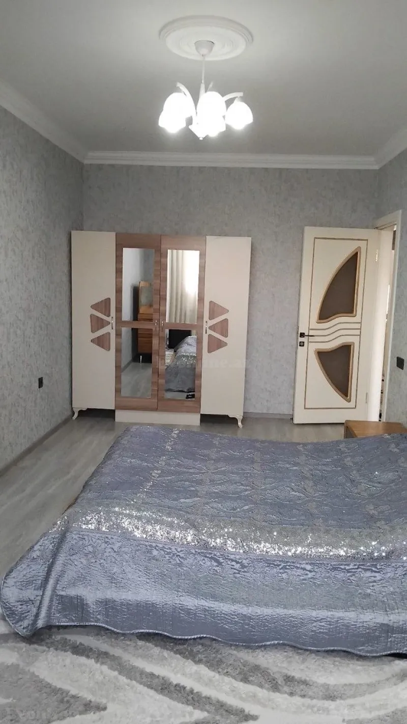 3 otaqlı Mənzil 80 m² Əhmədli m. Satılır