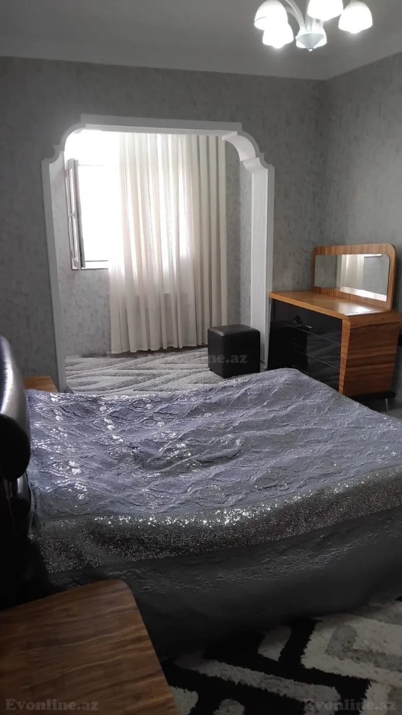 Satılır 3 otaqlı Mənzil Köhnə tikili 80 m² Əhmədli m. - şəkil 3