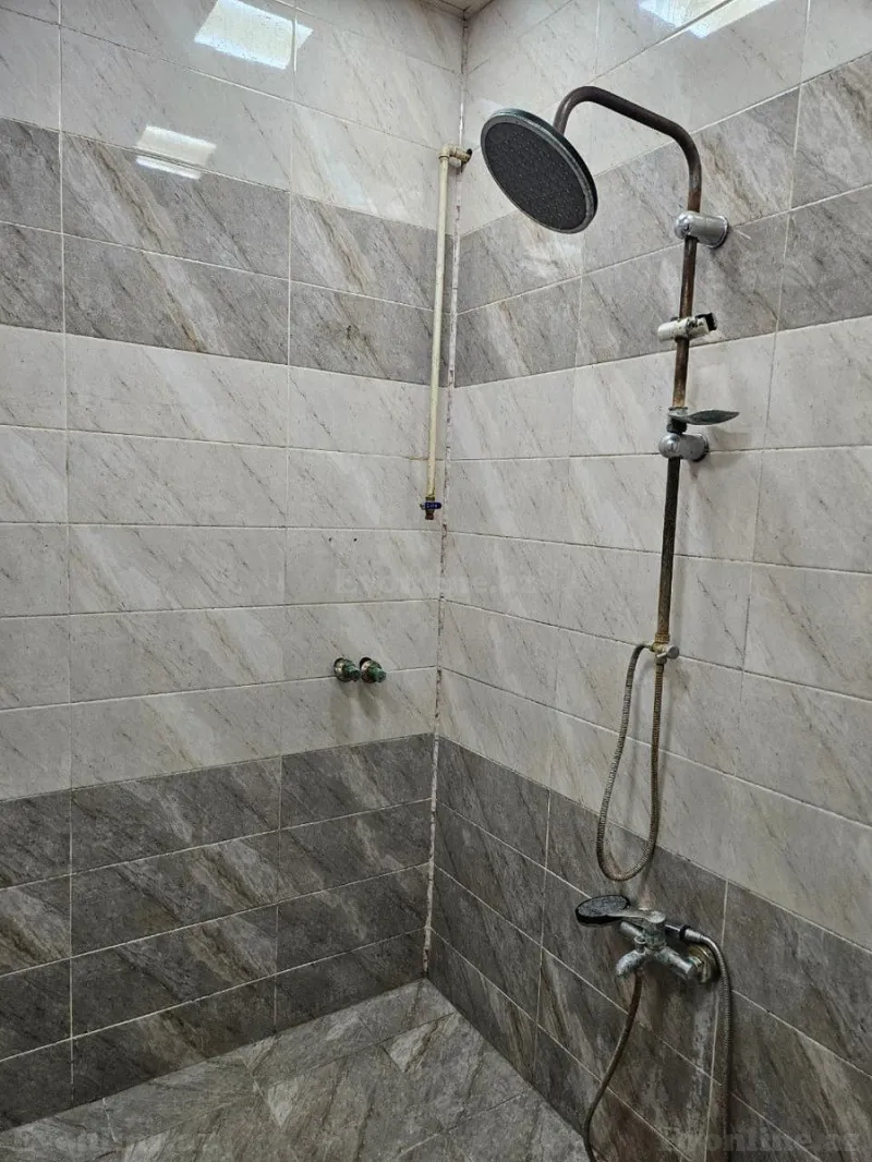 Kirayə verilir 3 otaqlı Mənzil Köhnə tikili 100 m² Nizami m. - şəkil 9