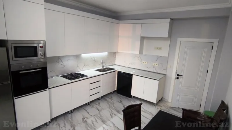 Kirayə verilir 3 otaqlı Mənzil Yeni tikili 136 m² Həzi Aslanov - şəkil 27