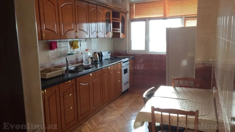 Kirayə verilir 2 otaqlı Mənzil Köhnə tikili 85 m² 28 May m. - şəkil 3