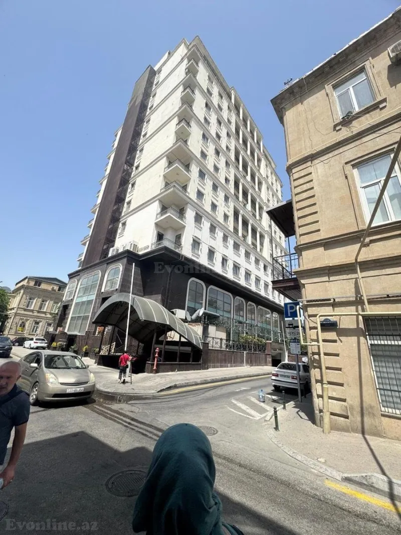 Satılır 3 otaqlı Mənzil Yeni tikili 189 m² Nizami m. - şəkil 2