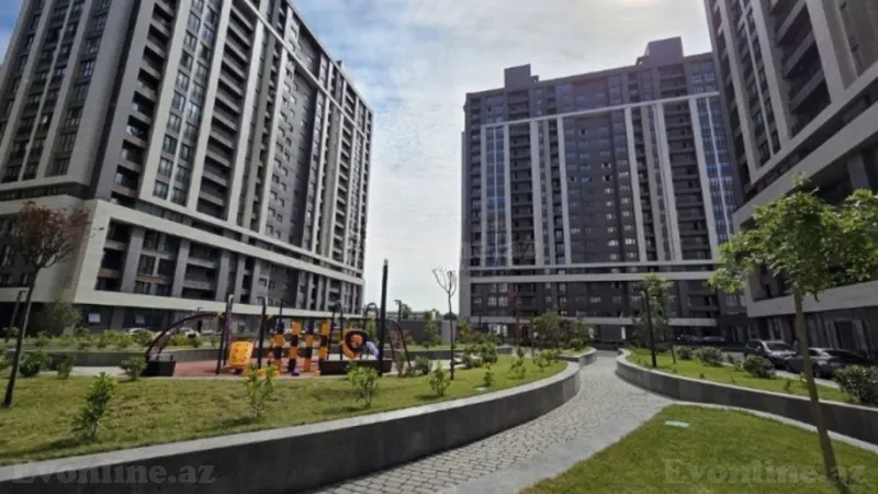3 otaqlı Mənzil 127 m² Xətai m. Satılır