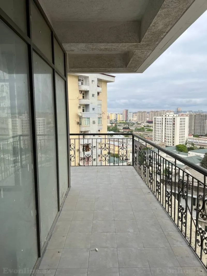 Satılır 2 otaqlı Mənzil Yeni tikili 87 m² 28 May m. - şəkil 16