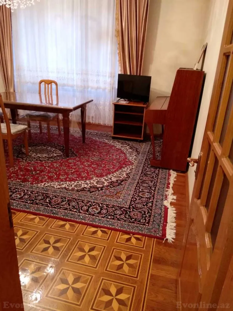 Kirayə verilir 3 otaqlı Mənzil Köhnə tikili 65 m² Yasamal - şəkil 9