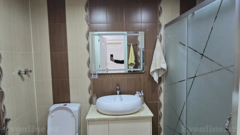 Satılır 3 otaqlı Mənzil Yeni tikili 122 m² Qara Qarayev m. - şəkil 9