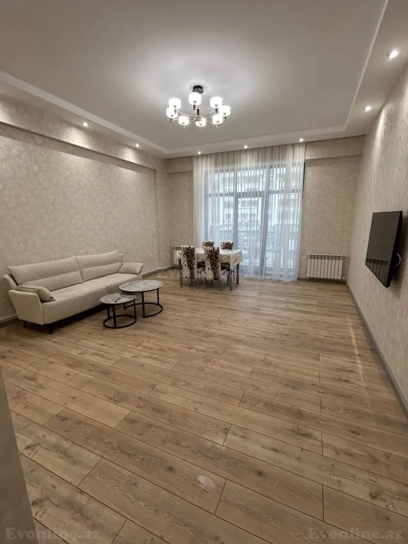 2 otaqlı Mənzil 95 m² Gənclik m. Kirayə verilir