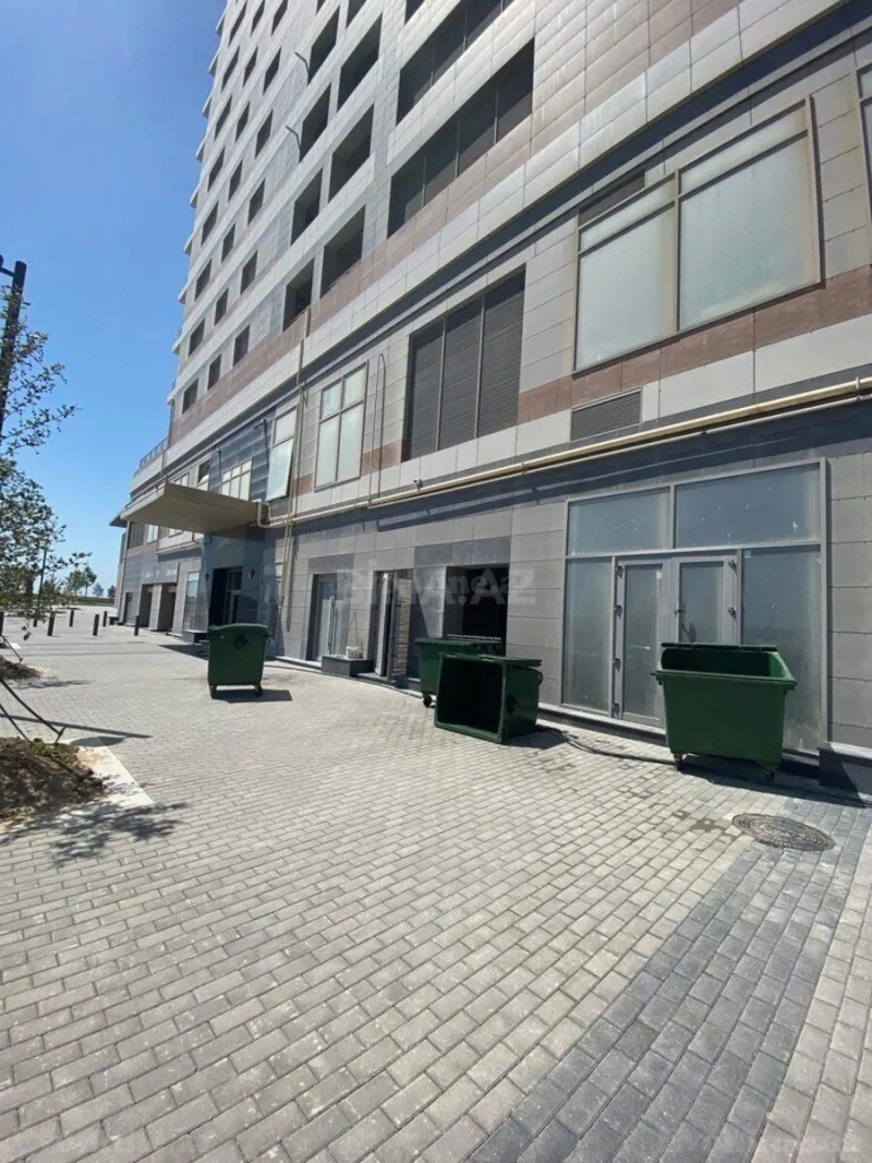 Obyekt 84 m² Xətai r. Satılır