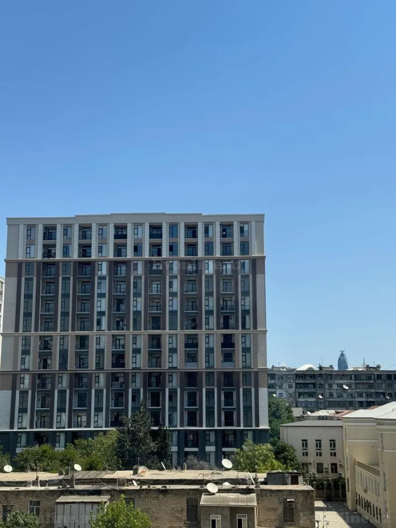 Kirayə verilir 2 otaqlı Mənzil Yeni tikili 70 m² Nərimanov r. - şəkil 12