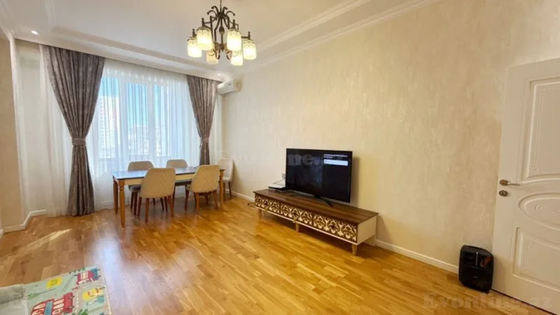 Satılır 3 otaqlı Mənzil Yeni tikili 105 m² Qara Qarayev m. - şəkil 2