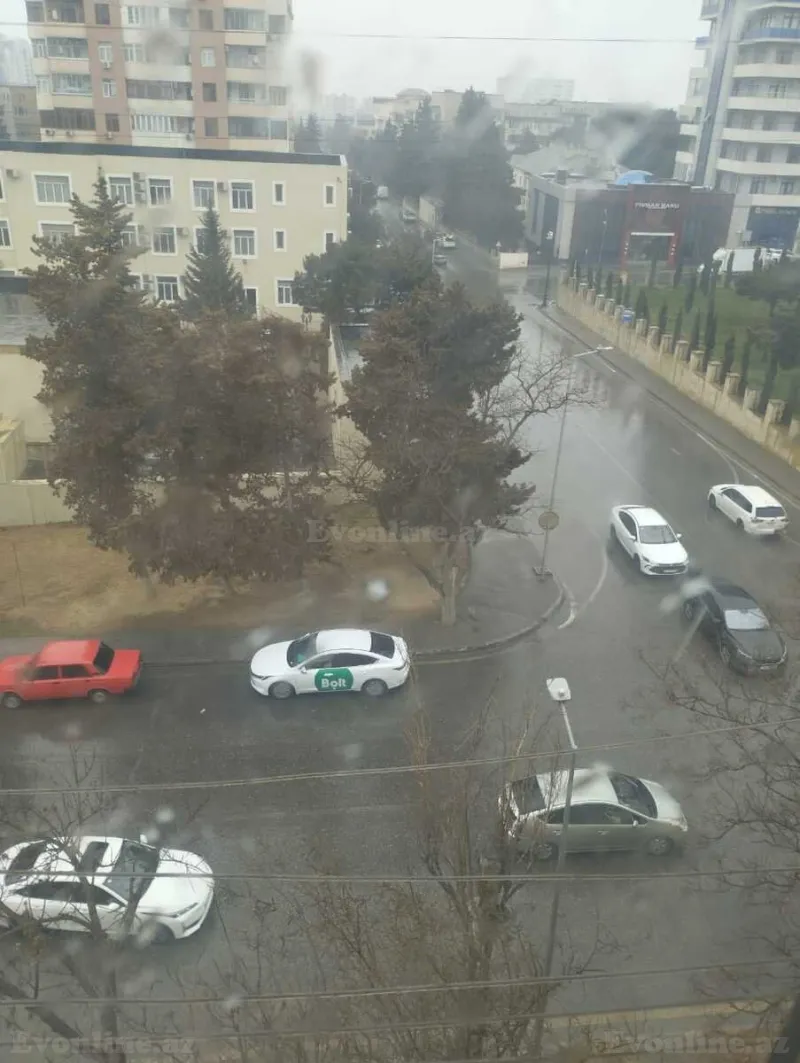 1 otaqlı Mənzil 40 m² Qara Qarayev m. Satılır