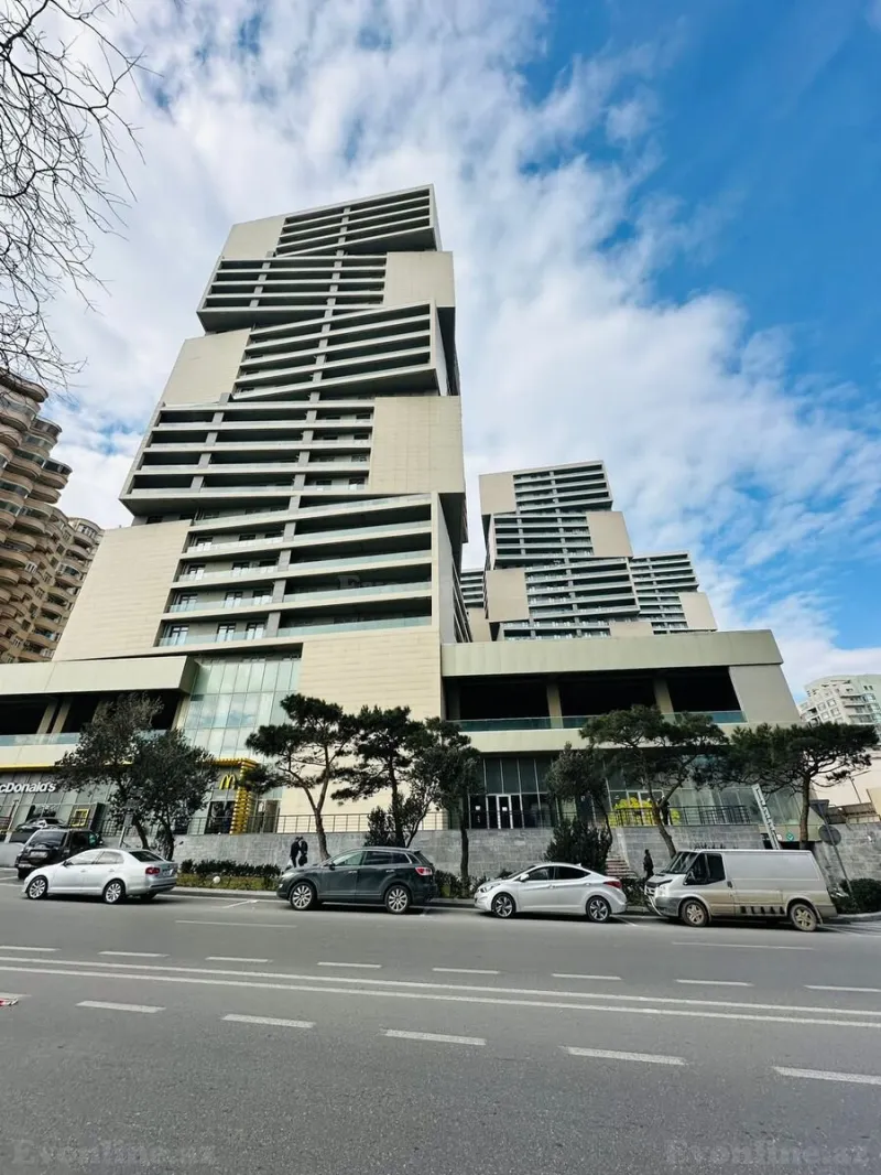 Satılır 3 otaqlı Mənzil Yeni tikili 98 m² Yasamal r. - şəkil 15