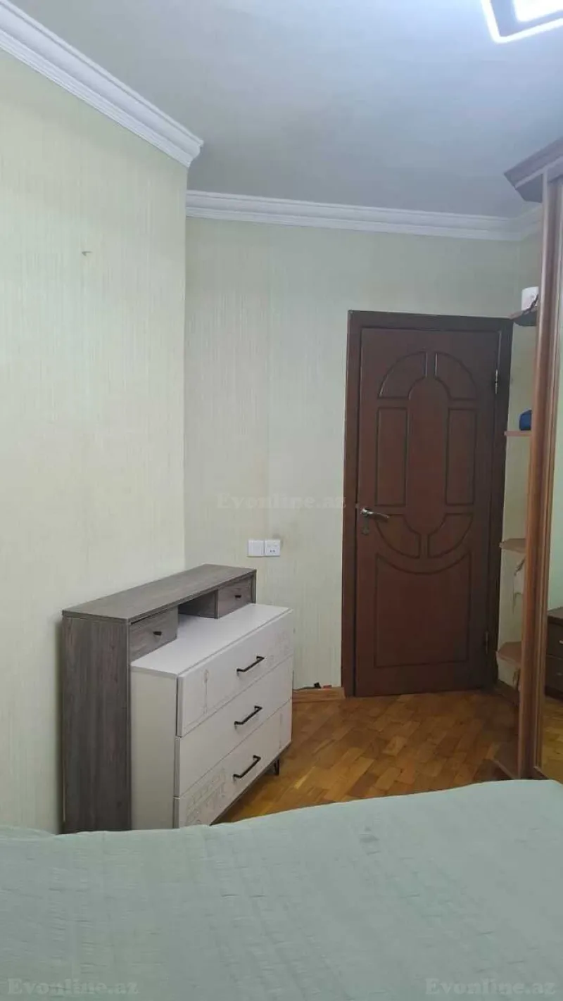 Satılır 3 otaqlı Mənzil Köhnə tikili 80 m² Nəsimi r. - şəkil 8