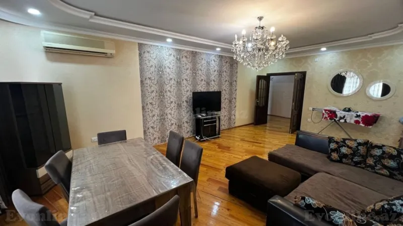 2 otaqlı Mənzil 100 m² Xətai m. Kirayə verilir
