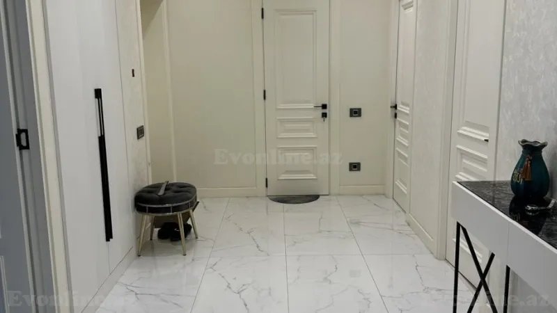 Kirayə verilir 4 otaqlı Mənzil Yeni tikili 134 m² Xətai r. - şəkil 2