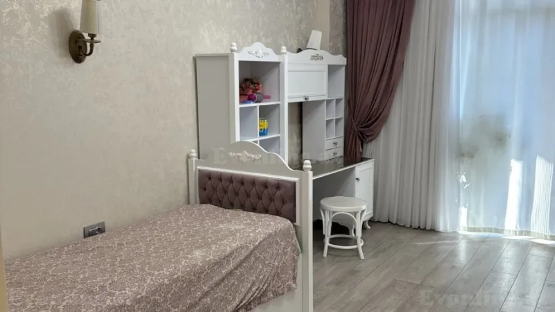 Kirayə verilir 4 otaqlı Mənzil Yeni tikili 134 m² Xətai r. - şəkil 12