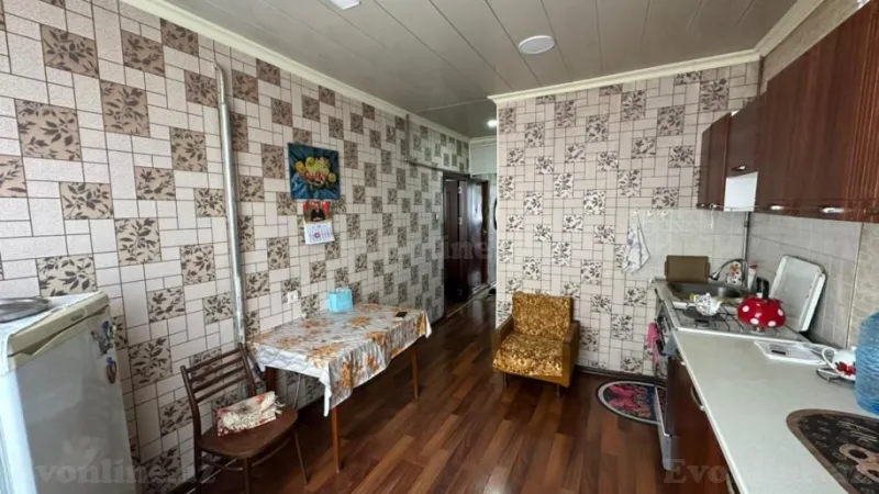 Satılır 2 otaqlı Mənzil Köhnə tikili 60 m² Həzi Aslanov m. - şəkil 5