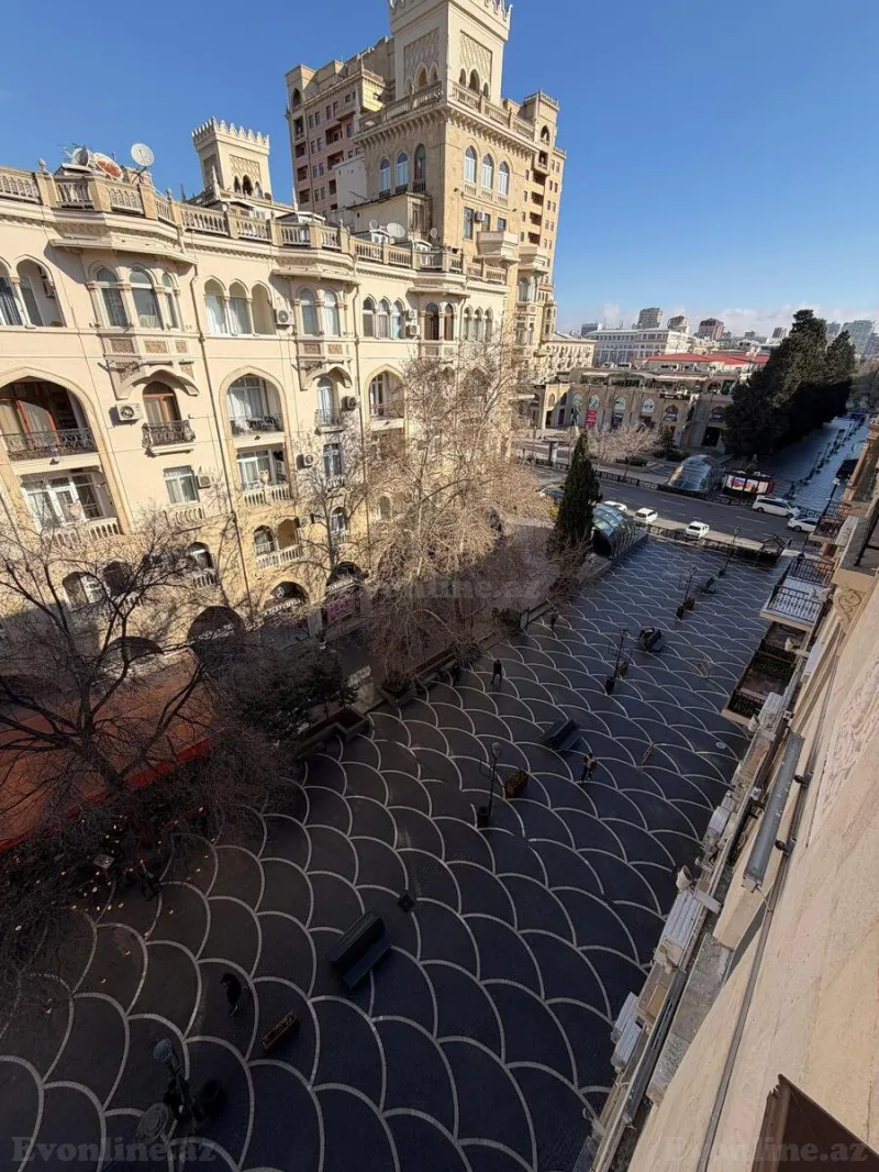 Satılır 2 otaqlı Mənzil Köhnə tikili 45 m² Sahil m. - şəkil 3