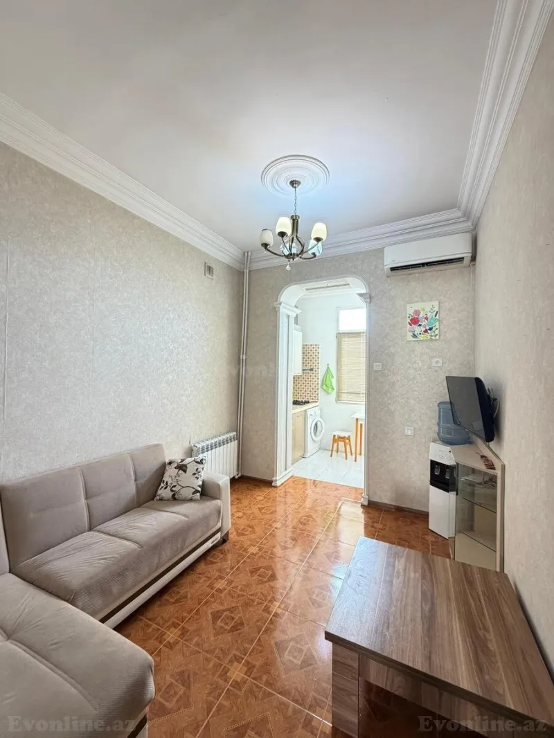 Satılır 2 otaqlı Mənzil Köhnə tikili 45 m² Sahil m. - şəkil 7