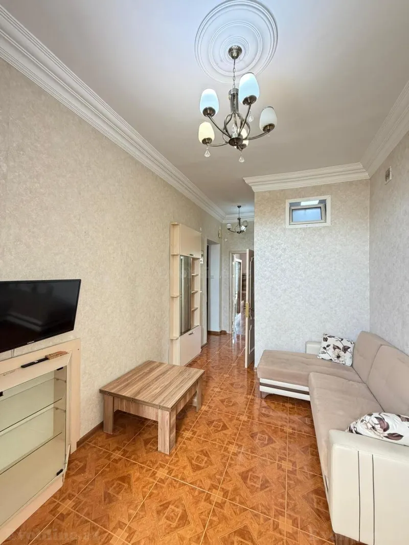 Satılır 2 otaqlı Mənzil Köhnə tikili 45 m² Sahil m. - şəkil 8