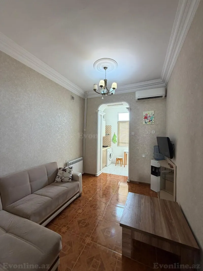 Satılır 2 otaqlı Mənzil Köhnə tikili 45 m² Sahil m. - şəkil 9