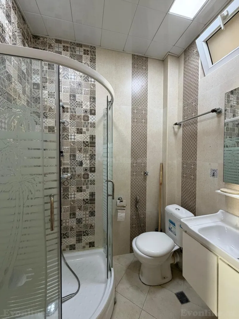 Satılır 2 otaqlı Mənzil Köhnə tikili 45 m² Sahil m. - şəkil 17