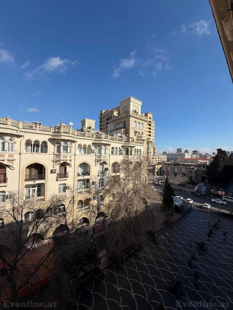 Satılır 2 otaqlı Mənzil Köhnə tikili 45 m² Sahil m. - şəkil 22