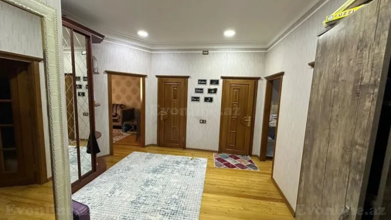 2 otaqlı Mənzil 89 m² Xalqlar Dostluğu m. Satılır