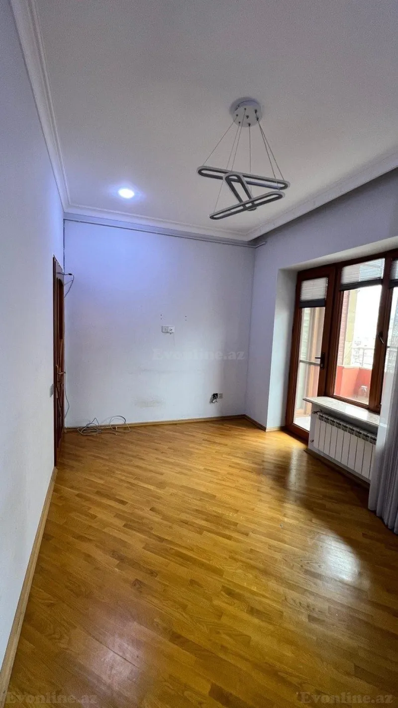 Satılır 4 otaqlı Mənzil Yeni tikili 146 m² Nizami m. - şəkil 6